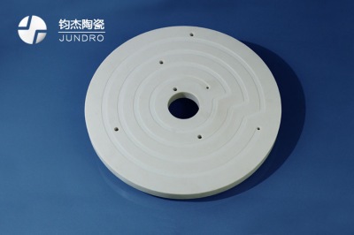 加工氮化鋁陶瓷加熱盤需要那些設(shè)備